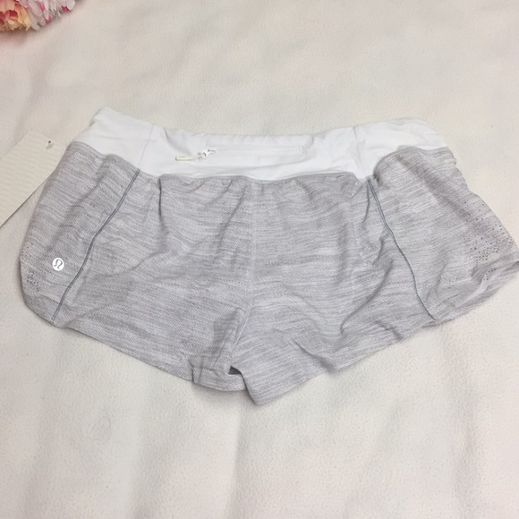 NWT Lululemon RUN: Light As Air Short - Picture 7 of 8